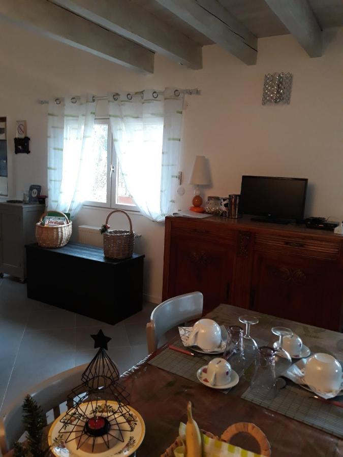 Aux Cadollines Bed & Breakfast Romenay Luaran gambar